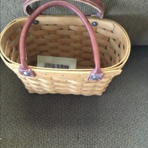 Longaberger basket with leather handlers like new